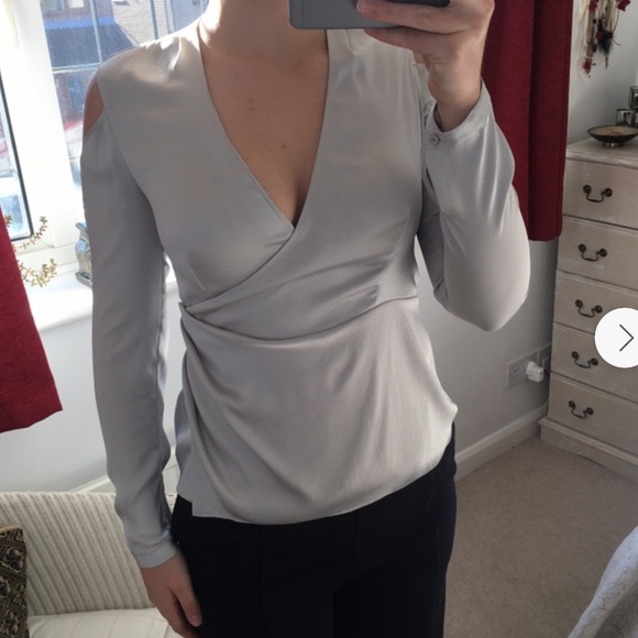 🆕All Saints Danio gray satin long sleeves top - Picture 5 of 12